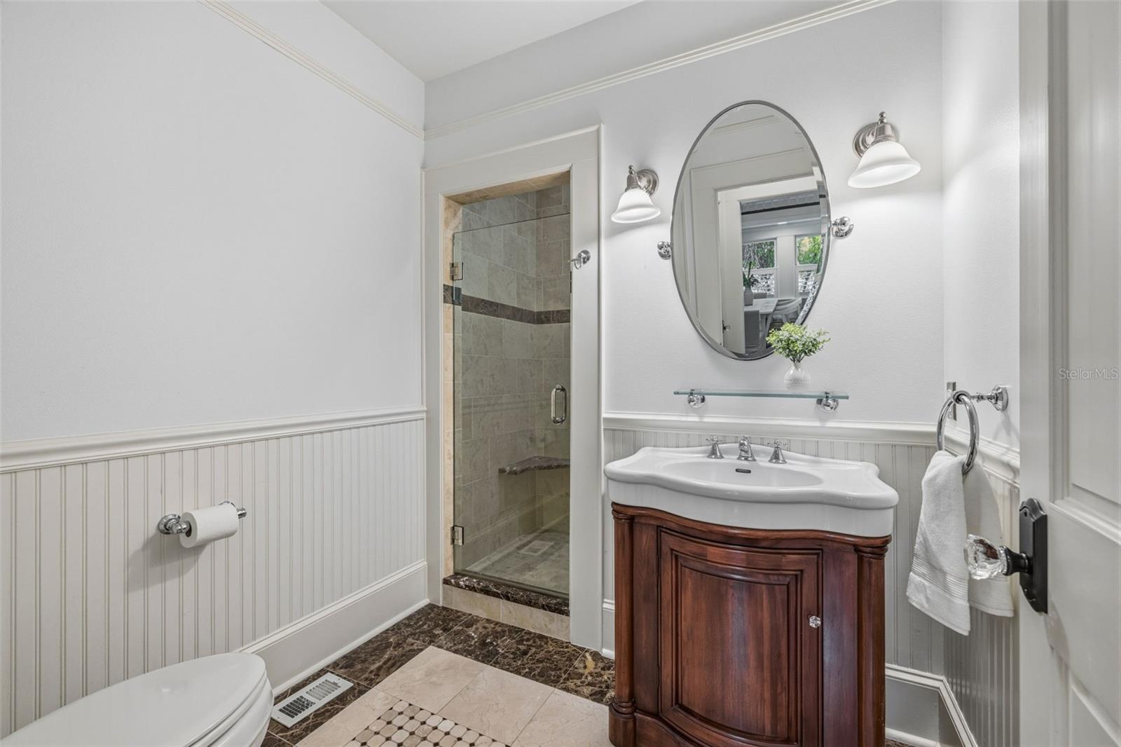 HYDE PARK WEST - Residential