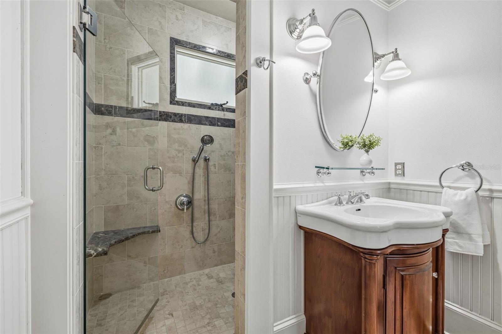 HYDE PARK WEST - Residential