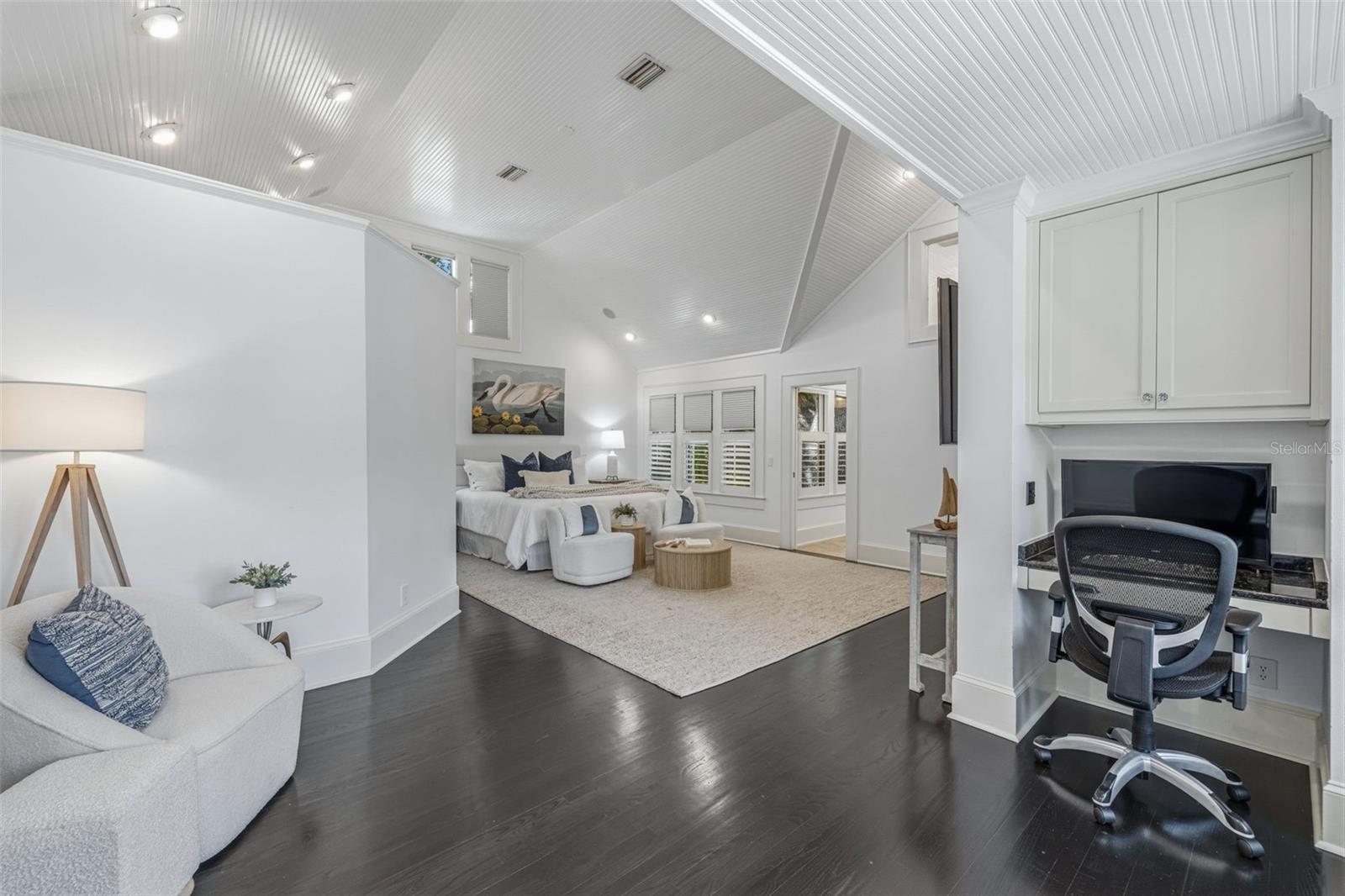 HYDE PARK WEST - Residential
