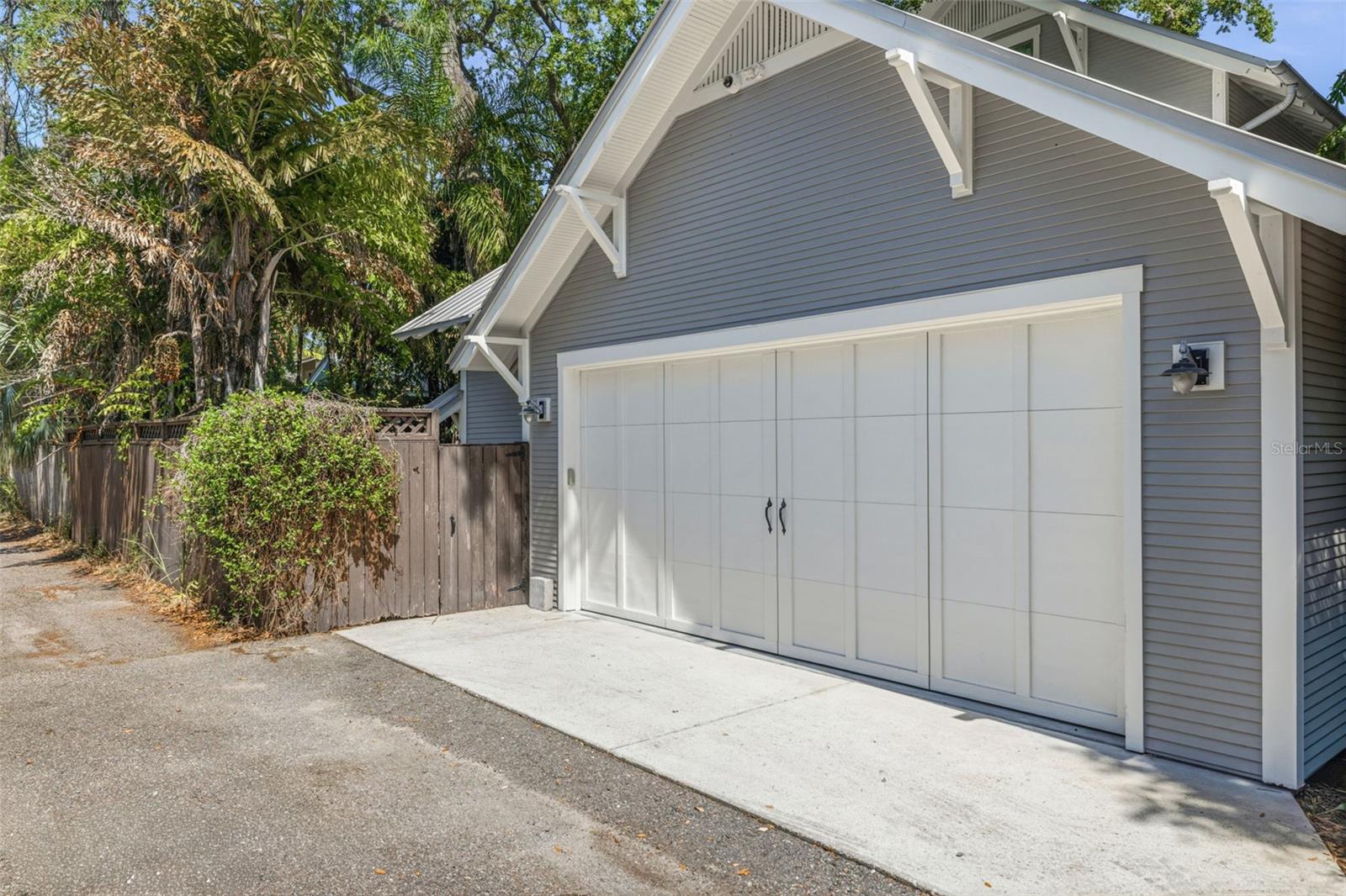 HYDE PARK WEST - Residential