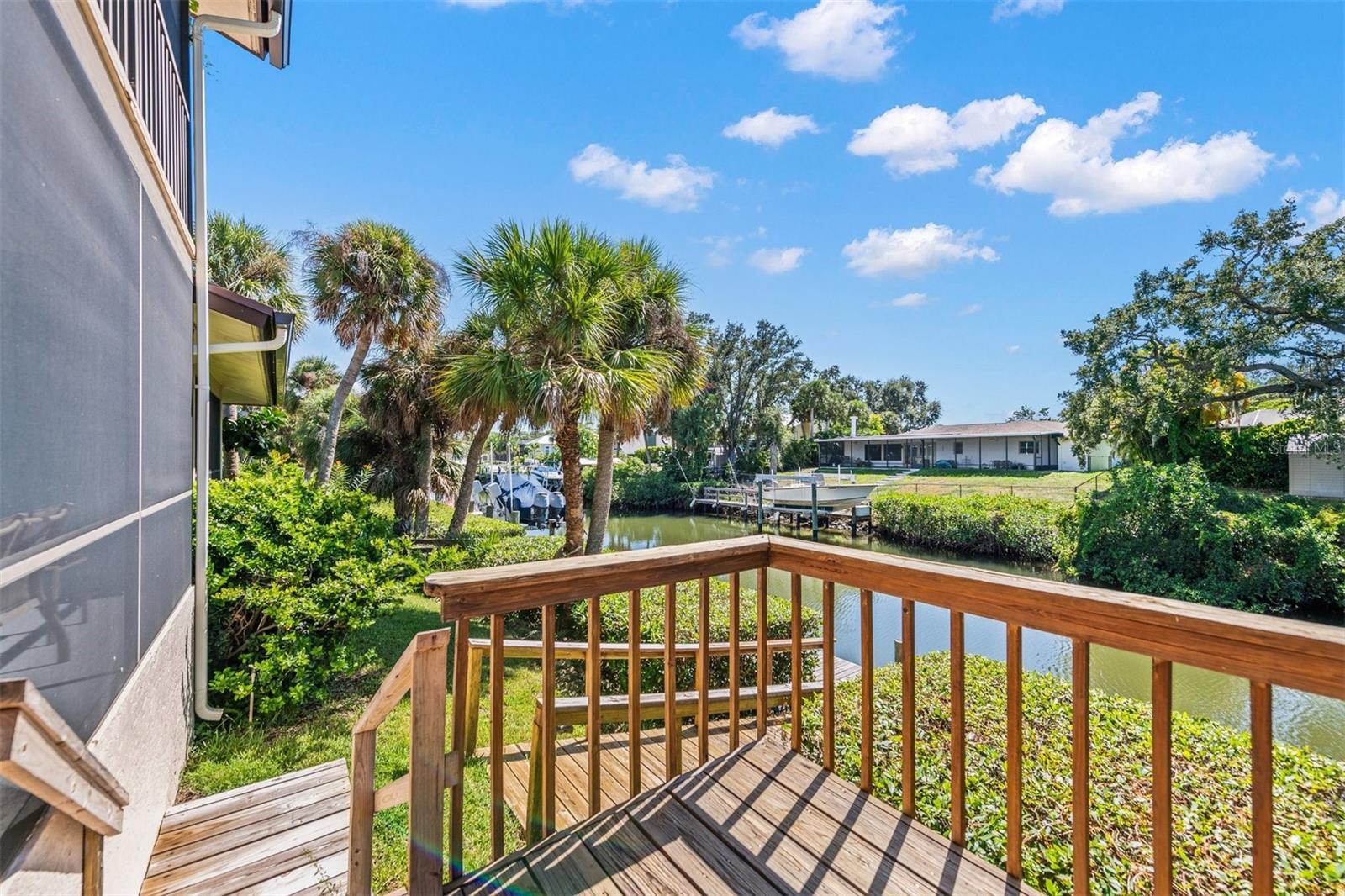 SCHOONER BAY - Residential