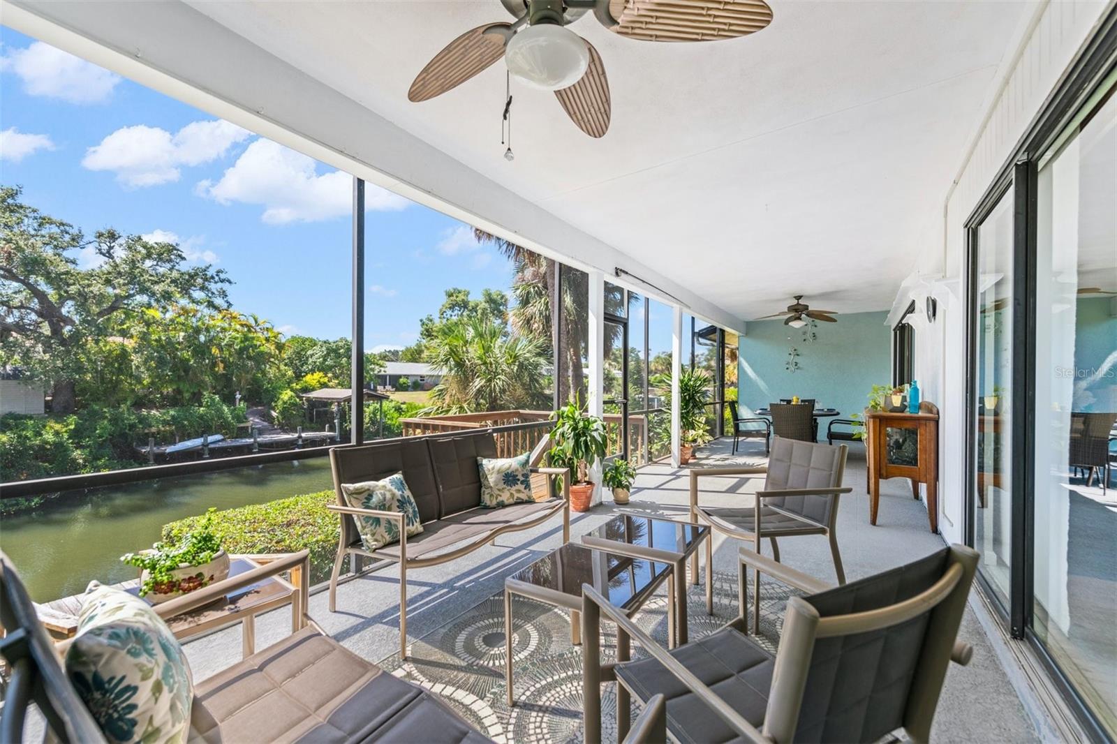 SCHOONER BAY - Residential