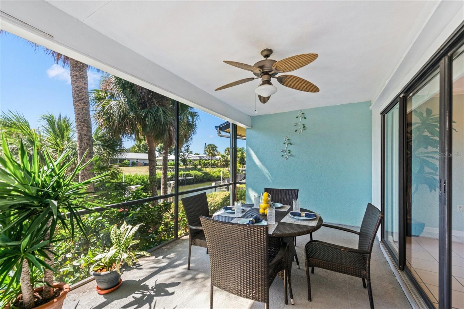 SCHOONER BAY - Residential