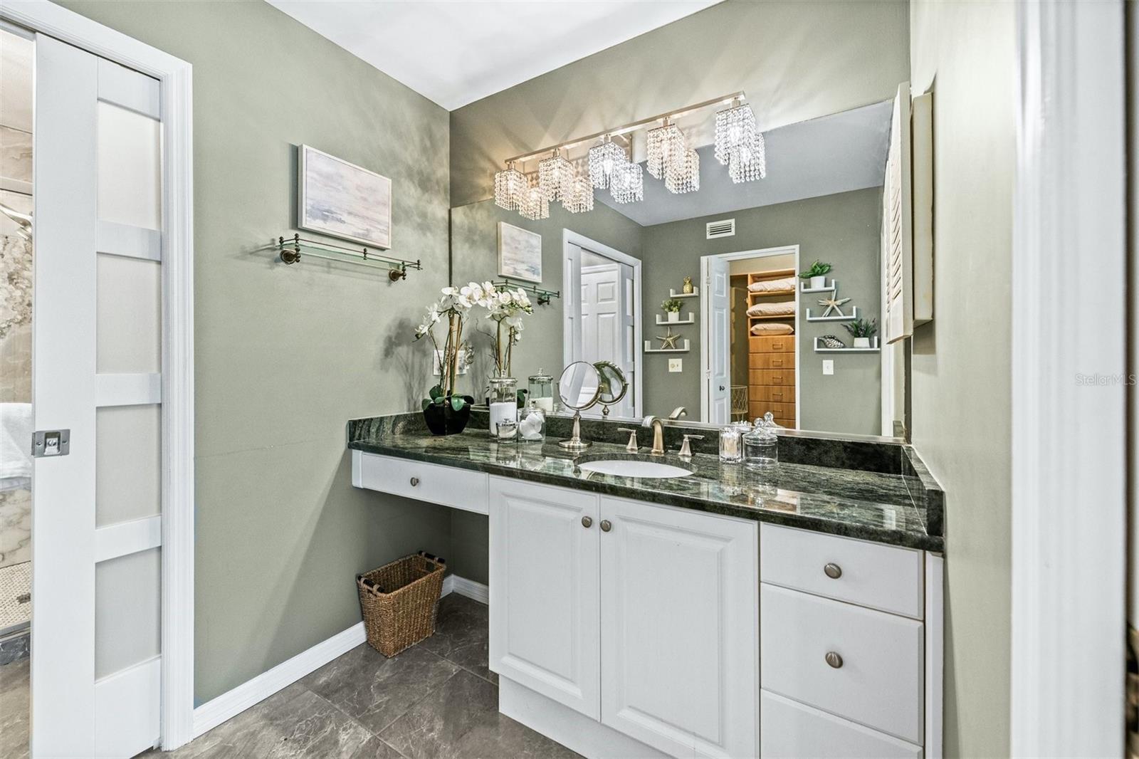 SCHOONER BAY - Residential