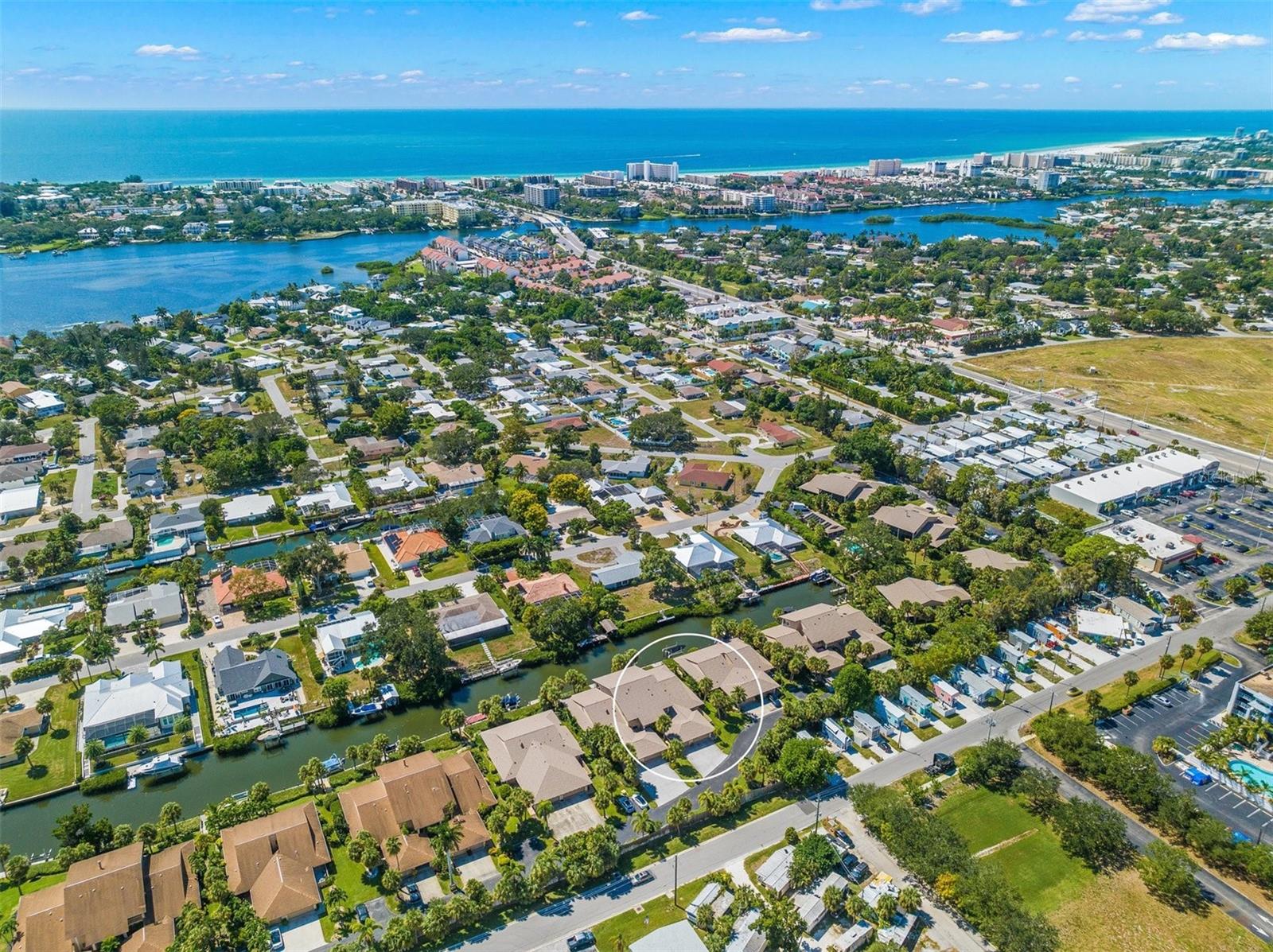SCHOONER BAY - Residential