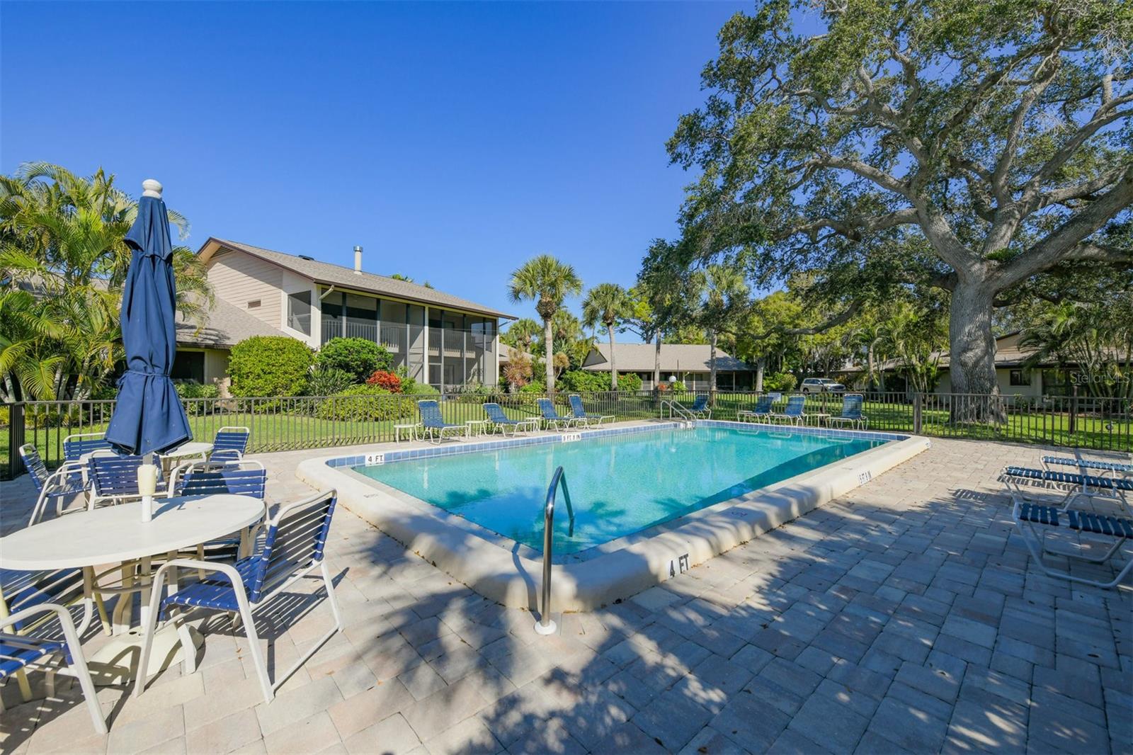 SCHOONER BAY - Residential