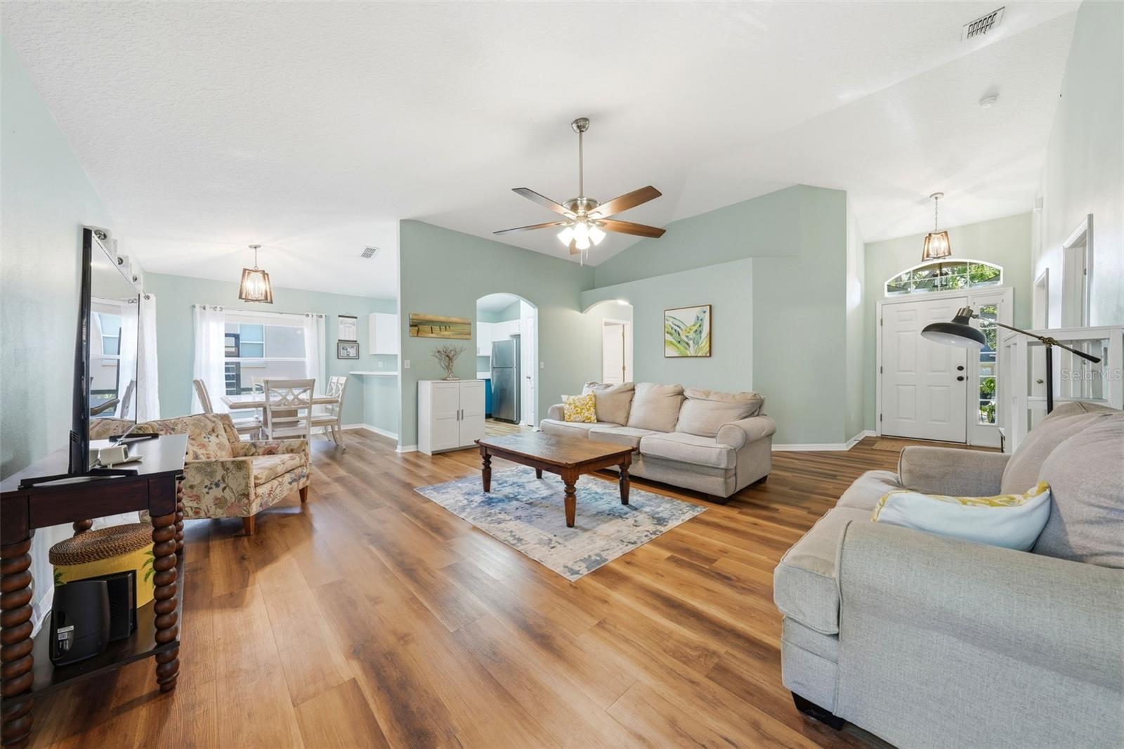 MINNEOLA QUAIL VALLEY PH 05 LT 308 PB 50 - Residential