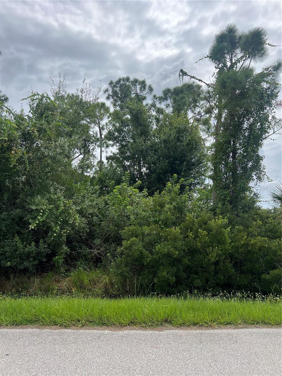 PORT CHARLOTTE SEC 051 - Land