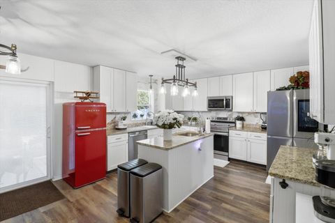 Tiny photo for 7185 N Farmington Terrace, Citrus Springs, FL 34434 (MLS # W7883537)