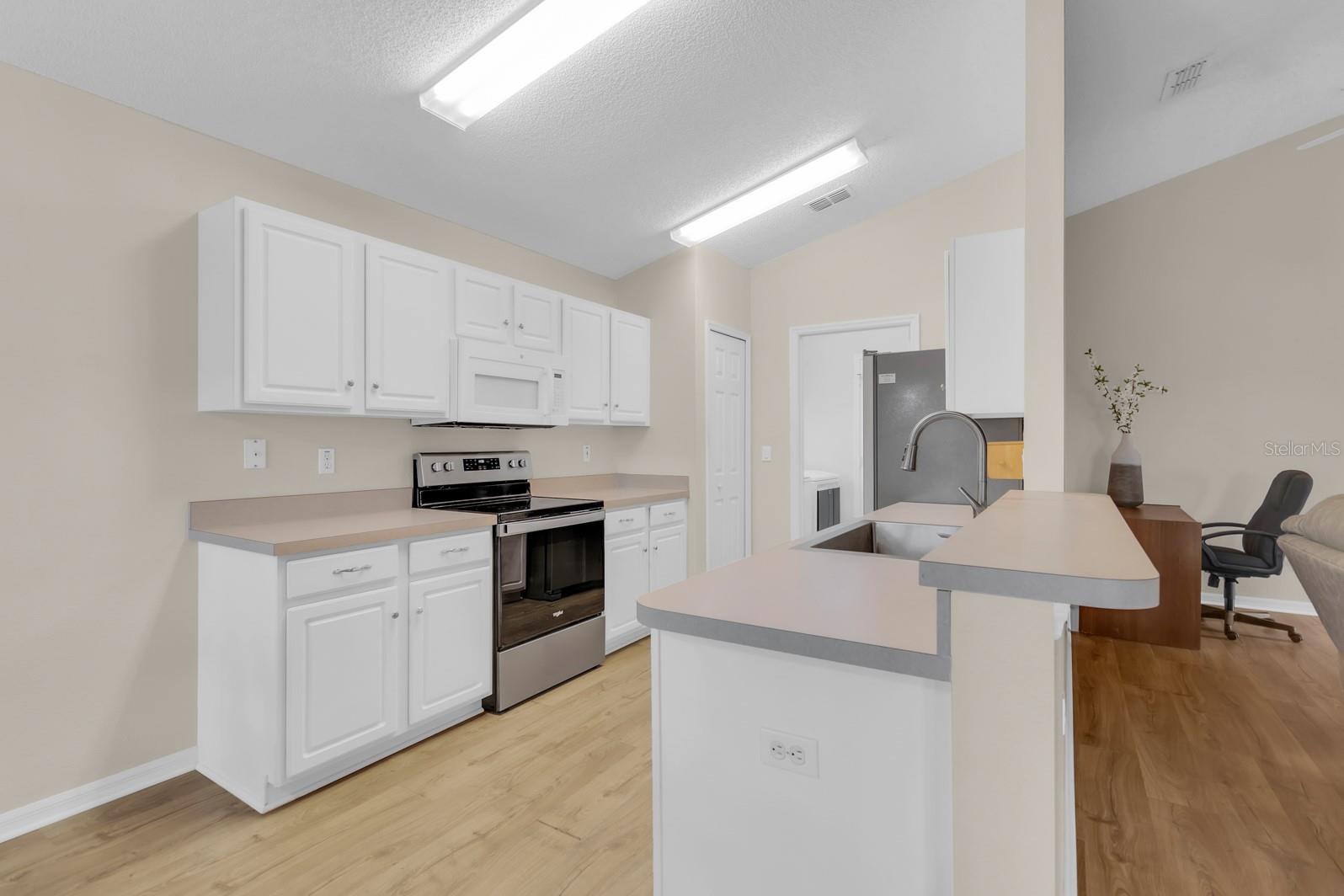 KINGS RIDGE - Residential