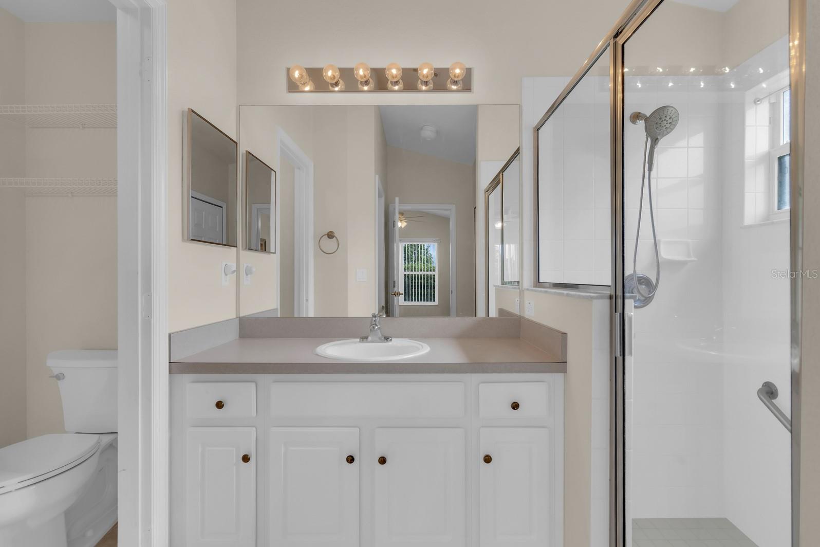 KINGS RIDGE - Residential