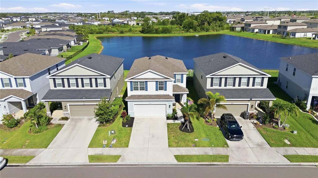 Photo of 8715 Sunshower Place, Parrish, FL 34219 (MLS # A4699843)
