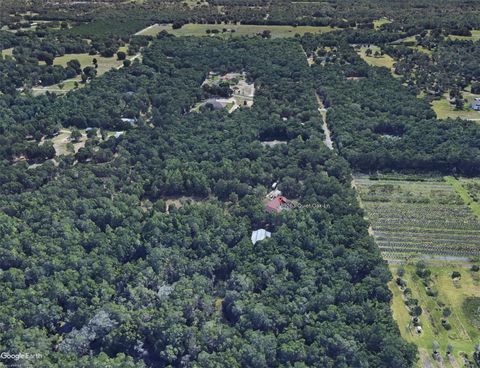 A home in BROOKSVILLE