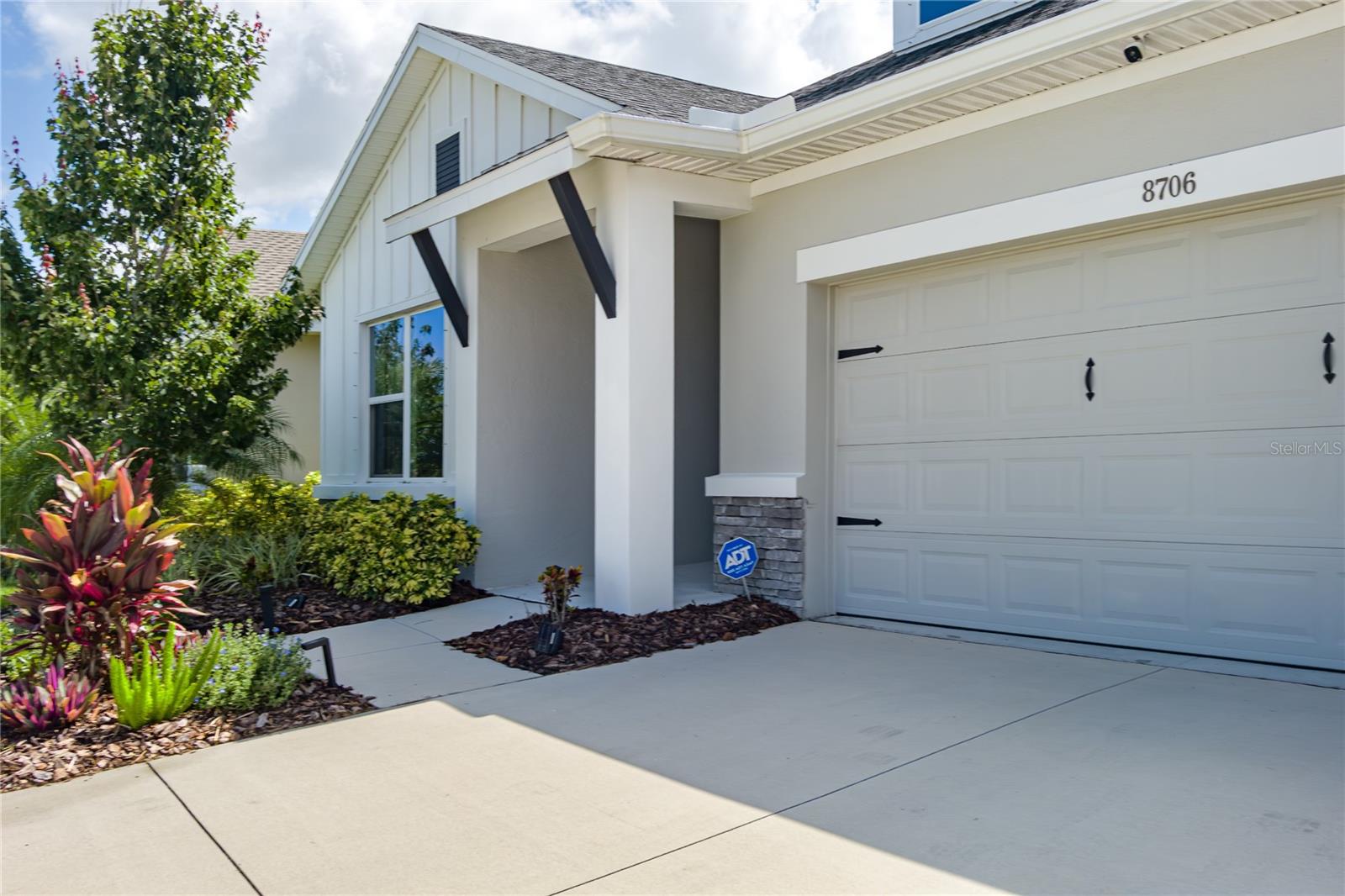 8706 ARROW CREEK DRIVE