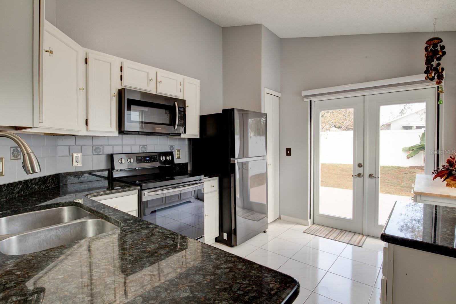 MEADOWS AT BOGGY CREEK - Residential