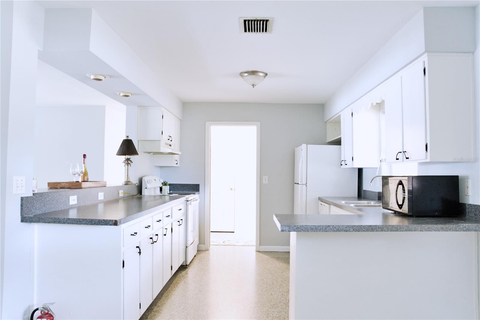 SEMINOLA PARK AMD - Residential