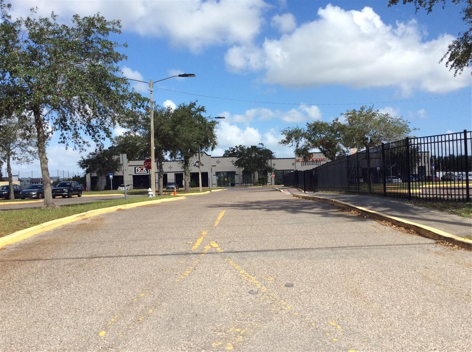 BOGGY CRK PLAZA C - Commercial Sale