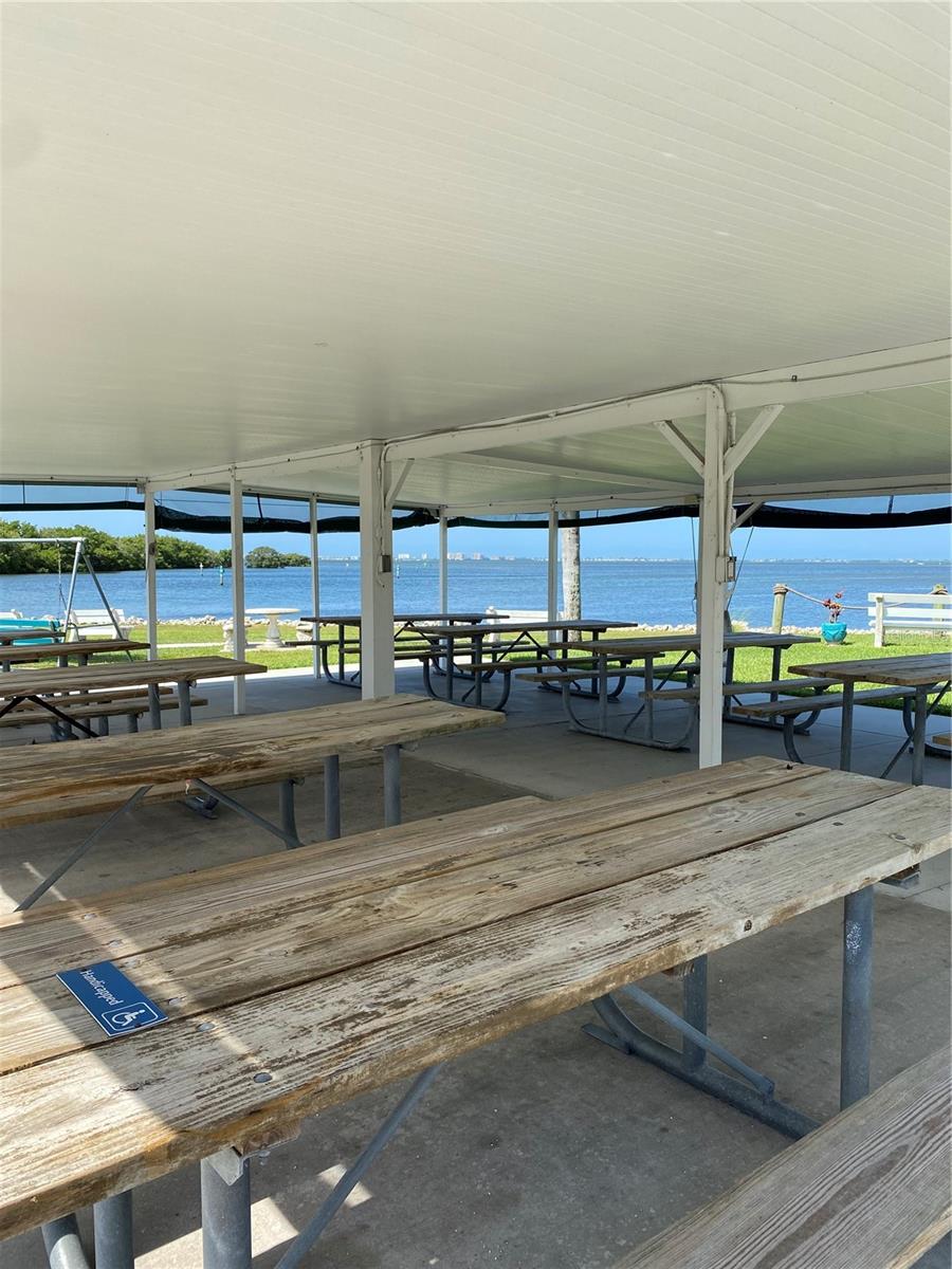 TRAILER ESTATES FOURTH ADD - Residential Lease