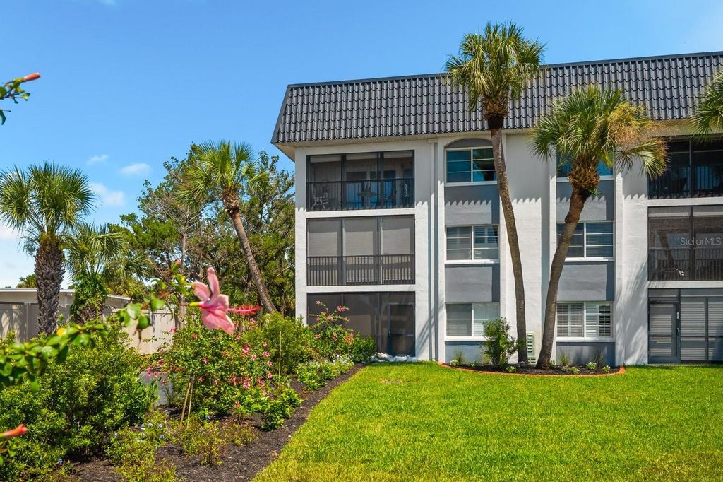 Photo of 5600 Beach Way Drive #201, Sarasota, FL 34242 (MLS # A4654536)