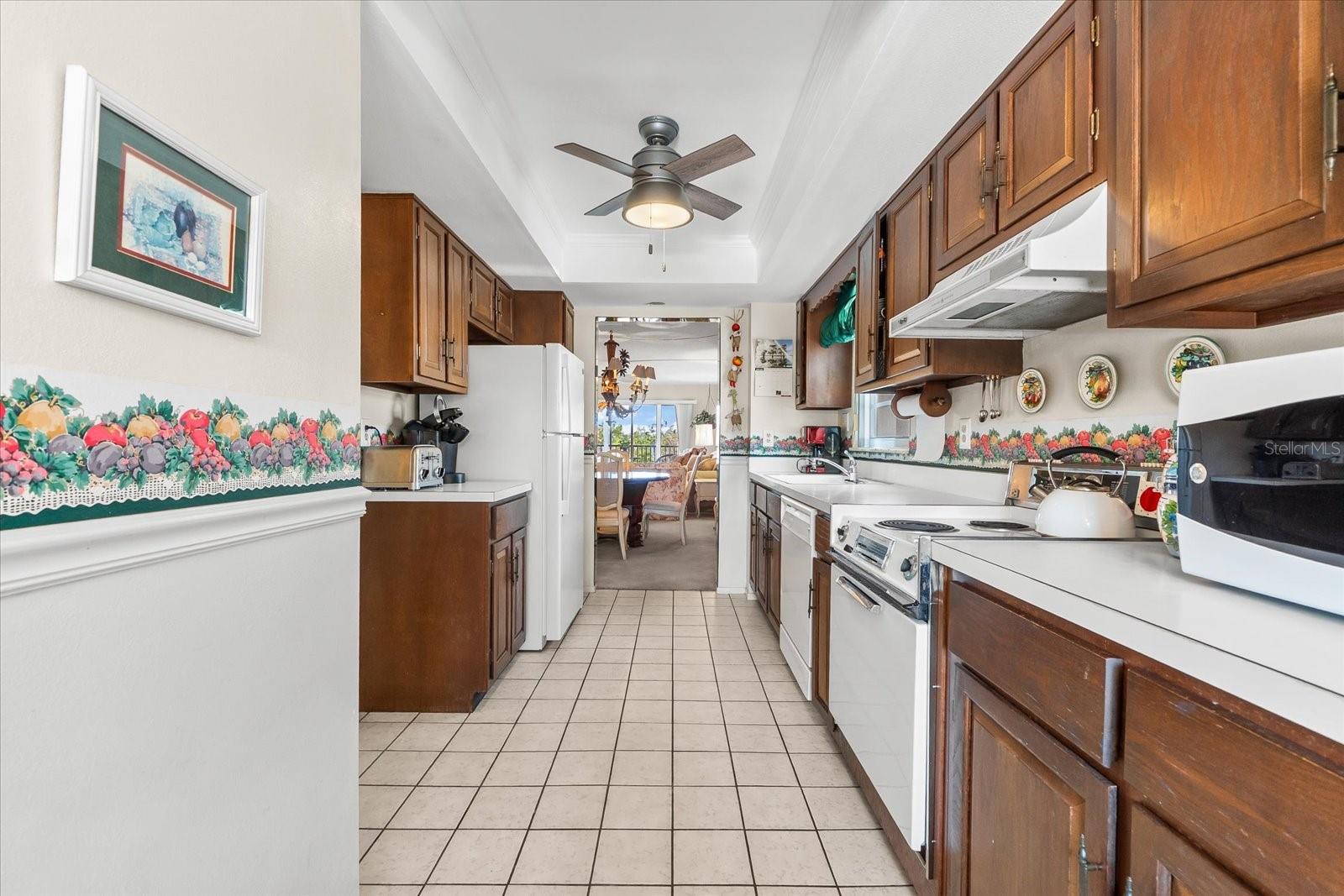 BEACHWAY APTS - Residential
