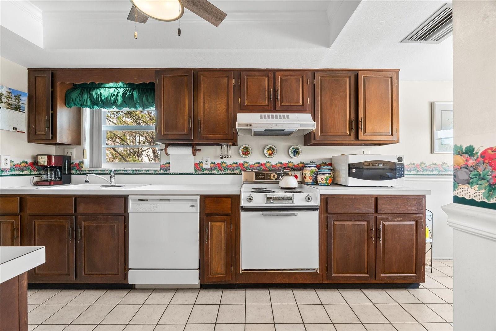 BEACHWAY APTS - Residential
