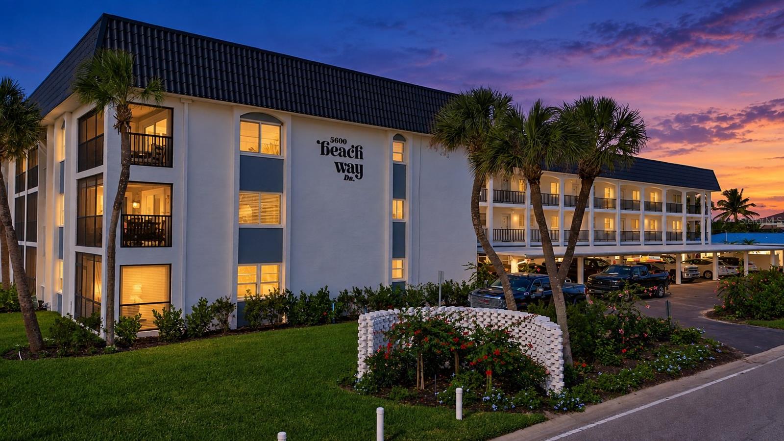 5600 BEACH WAY DRIVE 201
