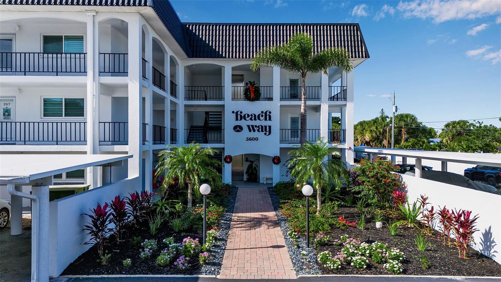 BEACHWAY APTS - Residential