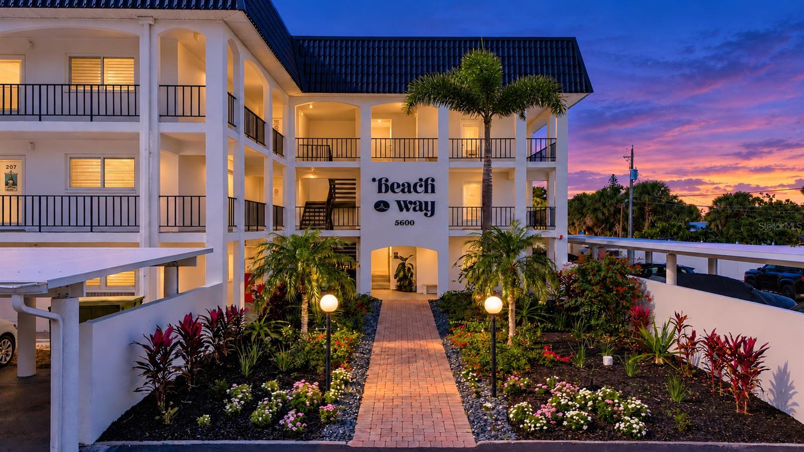 5600 BEACH WAY DRIVE 201