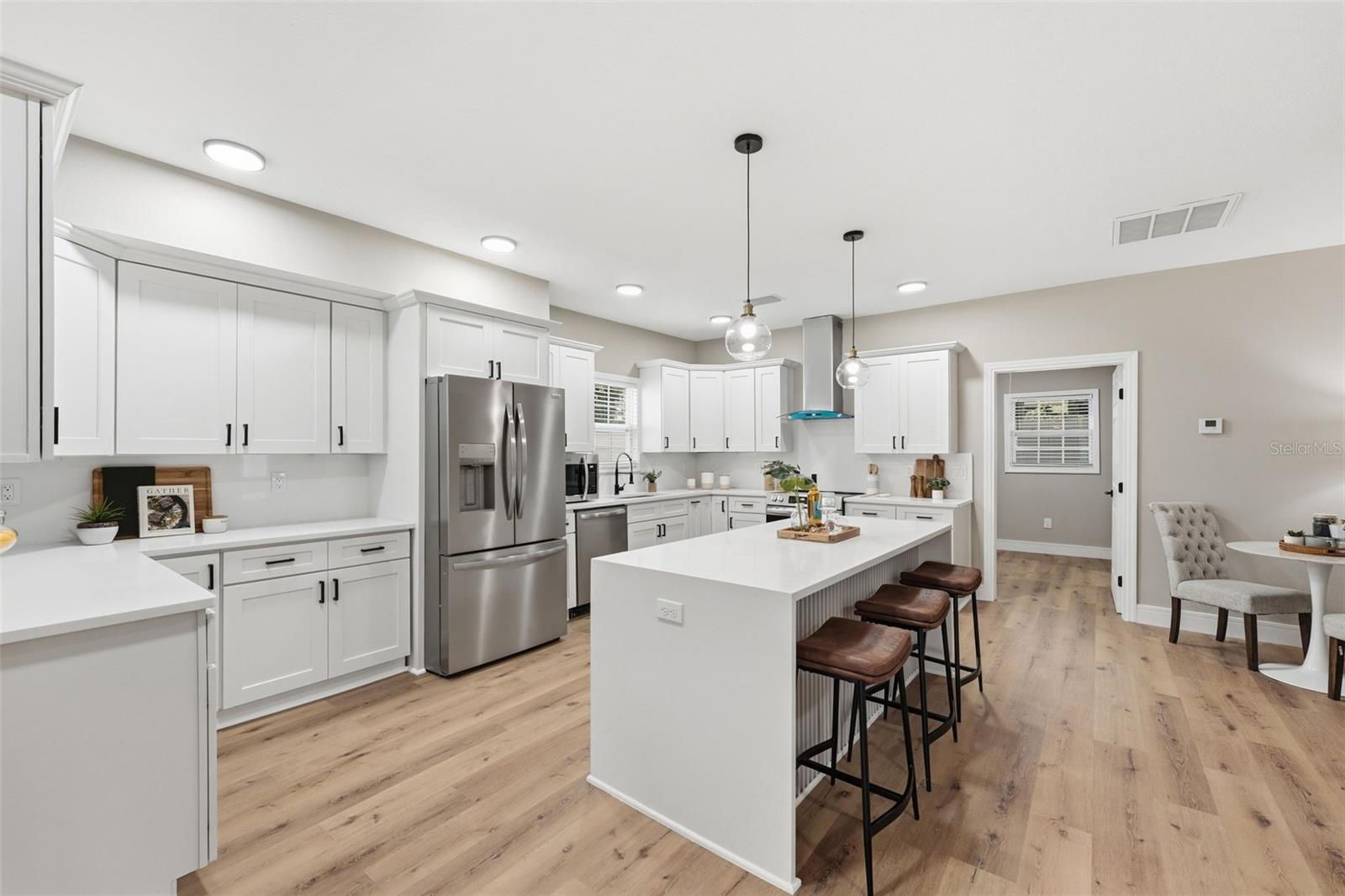 DREAM LAKE HEIGHTS - Residential