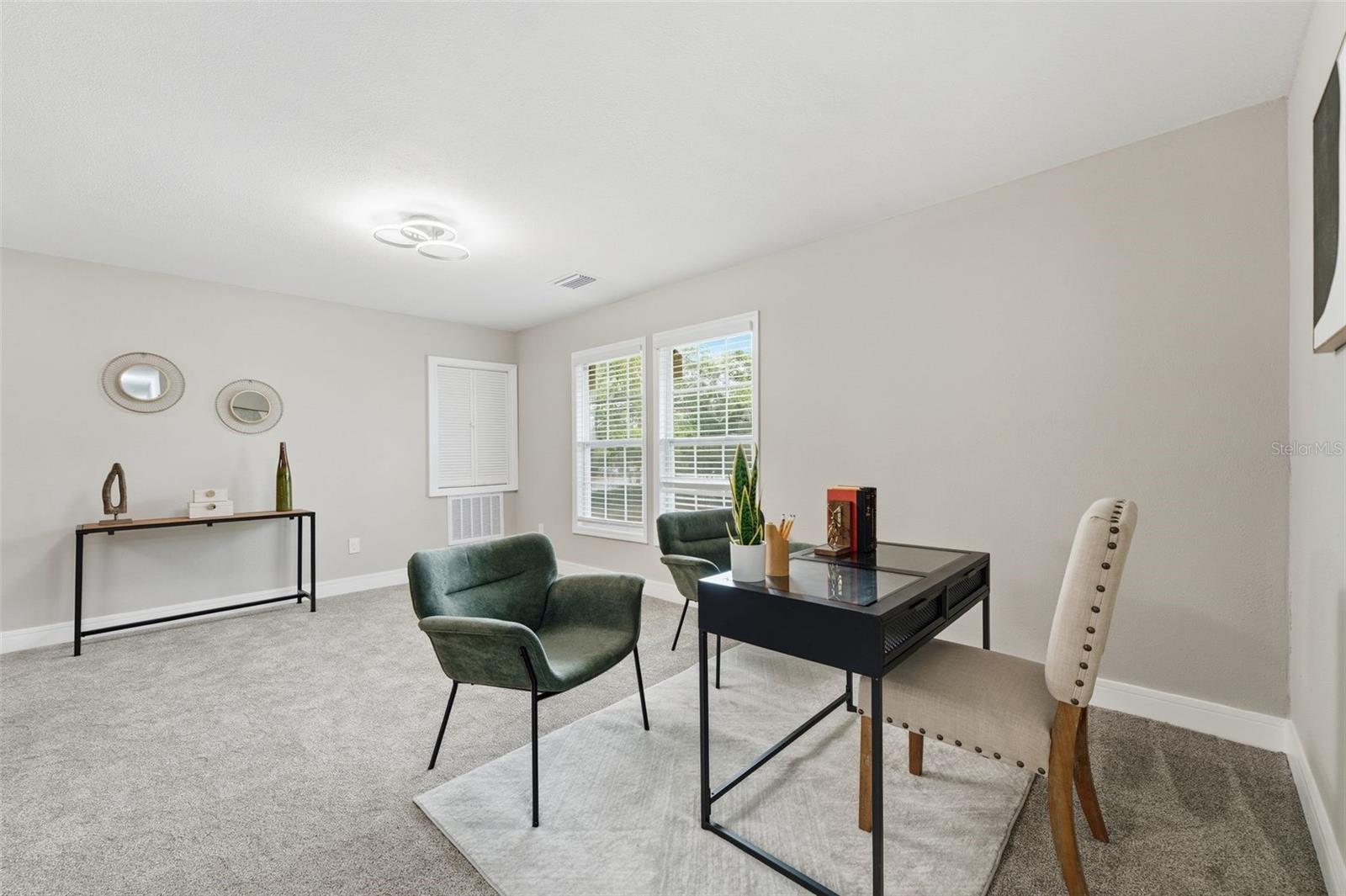 DREAM LAKE HEIGHTS - Residential