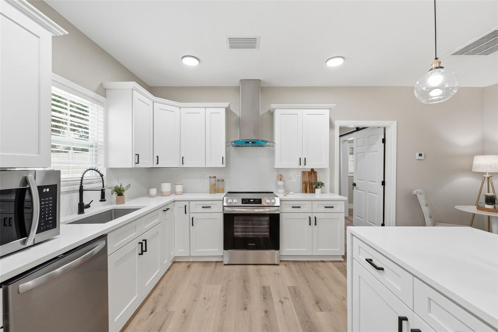 DREAM LAKE HEIGHTS - Residential