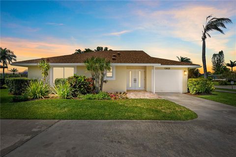 A home in PALM BEACH GARDENS