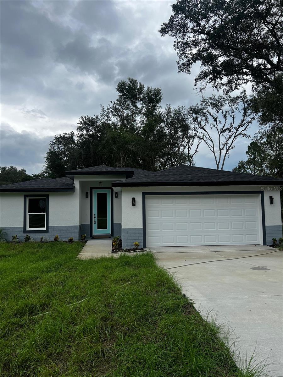 Welcome to this brand-new 3-bedroom, 2-bathroom home located at 14495 Southwest 79 Avenue Road, Ocala, FL 34473. Built in 2025, this move-in-ready property offers a modern open layout with neutral finishes, a spacious backyard, and a 2-car garage. The split floor plan ensures privacy, while energy-efficient features add comfort and value.
Nestled in a peaceful and growing area of Ocala, the home is conveniently close to parks, schools, shopping, and golf courses, with quick access to I-75 and just a short drive to downtown Ocala and nearby natural springs. Whether you’re searching for your next residence or a smart investment opportunity, this home combines functionality, style, and location. Don’t miss your chance to own a brand-new property in this thriving community!