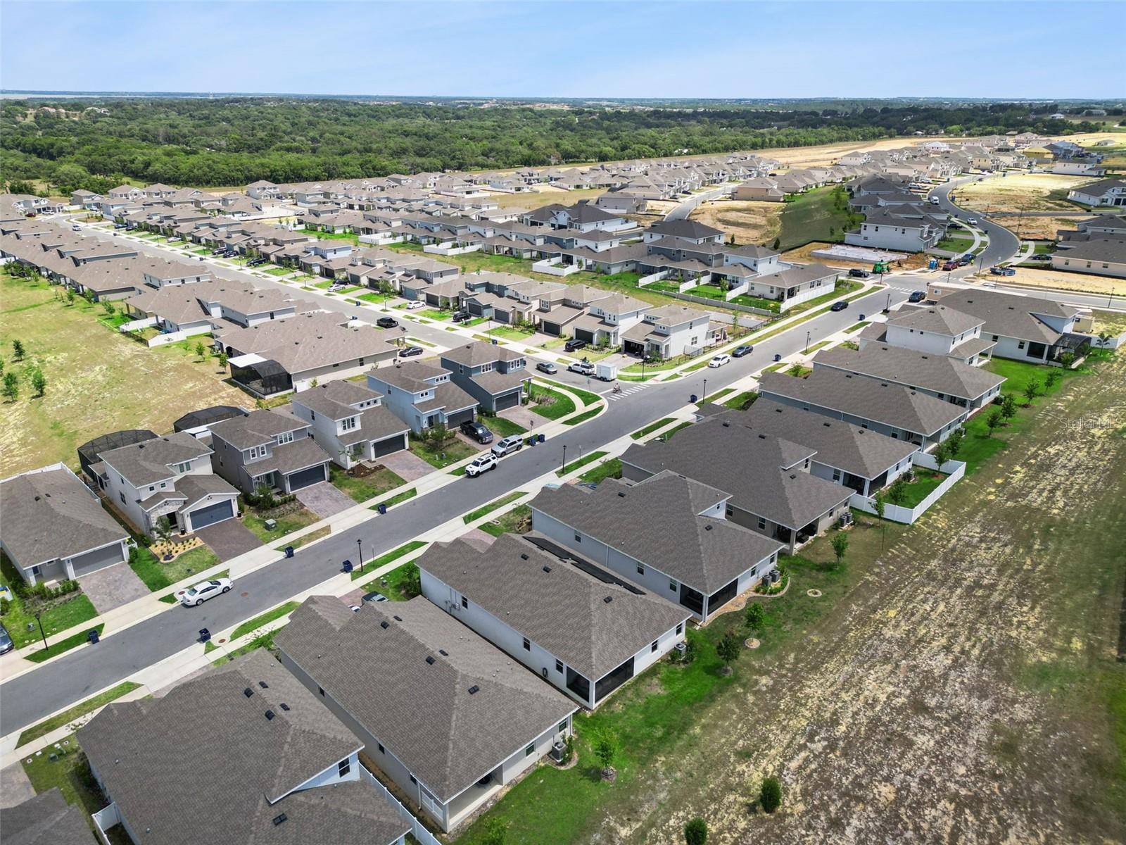 VILLAGES/MINNEOLA HILLS - Residential