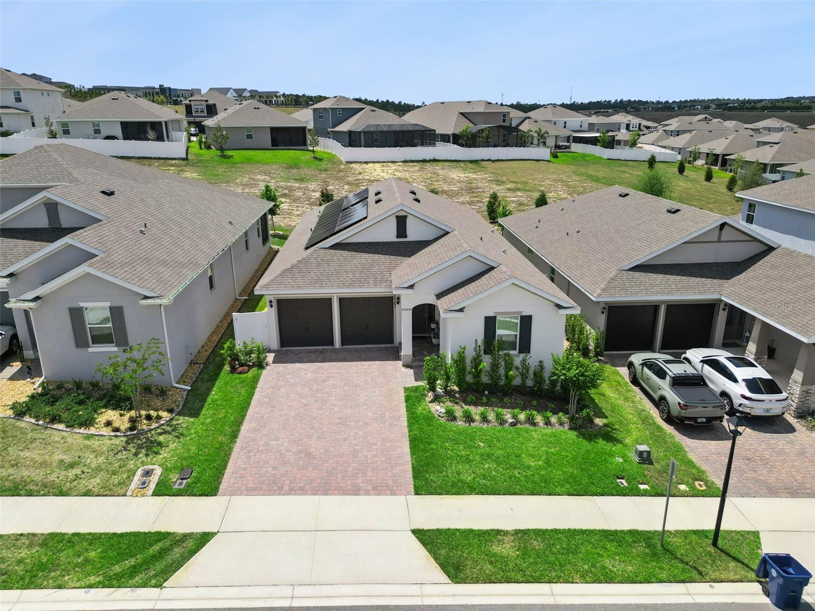 VILLAGES/MINNEOLA HILLS - Residential