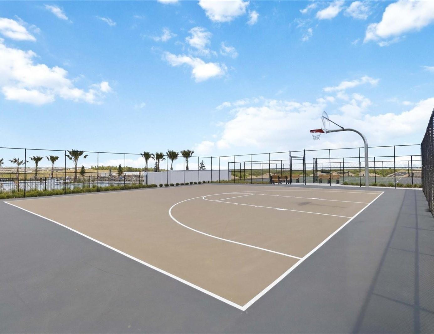 VILLAGES/MINNEOLA HILLS - Residential