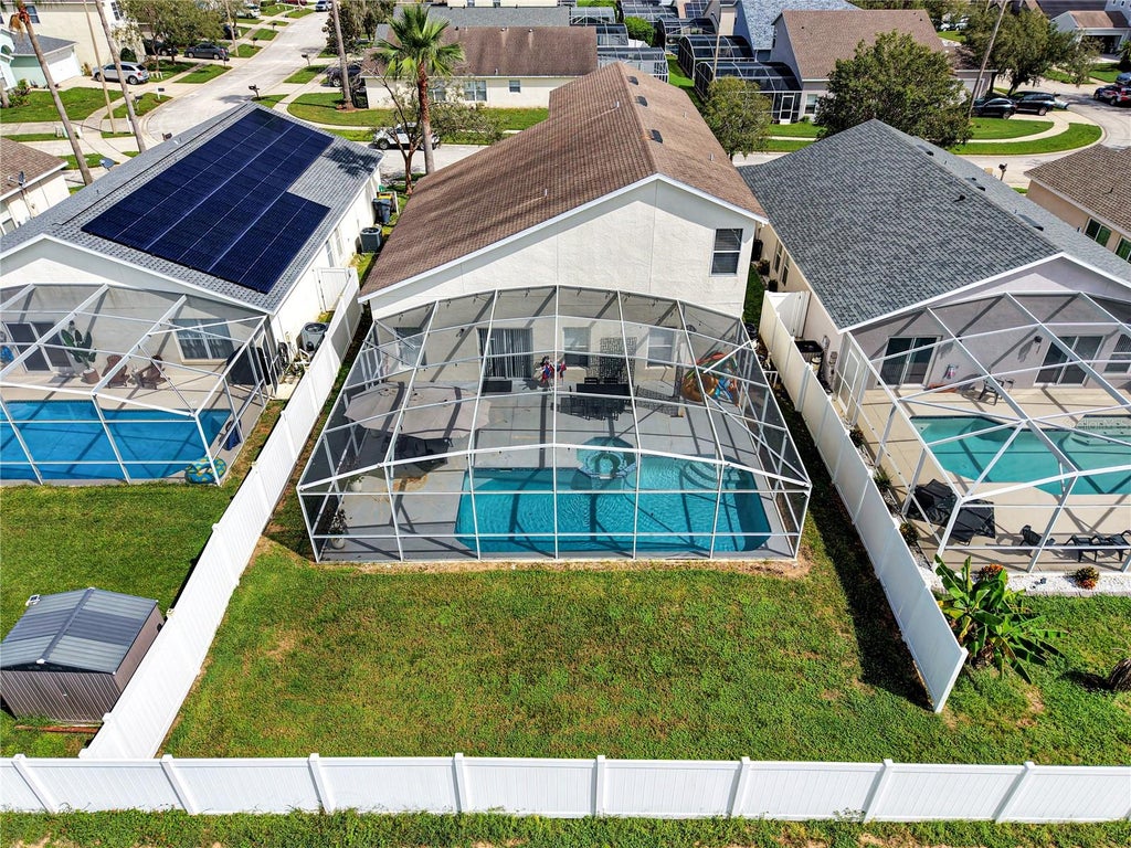 Photo of 323 Castlemain Circle, Davenport, FL 33897 (MLS # P4939823)