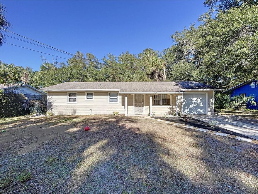 Looking for a move-in ready home or the perfect investment/Airbnb opportunity with no CDD, no HOA, and no flood insurance required? This is the one!
Welcome to this charming home located just minutes from the beautiful Springs River, offering the perfect blend of nature, comfort, and convenience. This well-kept property features 4 bedrooms, 2 bathrooms, and 1,144 sqft, making it an excellent option for families, travelers, or investors looking for steady rental income.
Enjoy peace of mind with a 2018 roof, a well-maintained AC, and a practical layout that makes everyday living easy and low-maintenance. Its flexible design and location make it ideal as a primary home, long-term rental, or Airbnb.
Close to water activities, nature, and local conveniences, this home is truly a hidden gem.