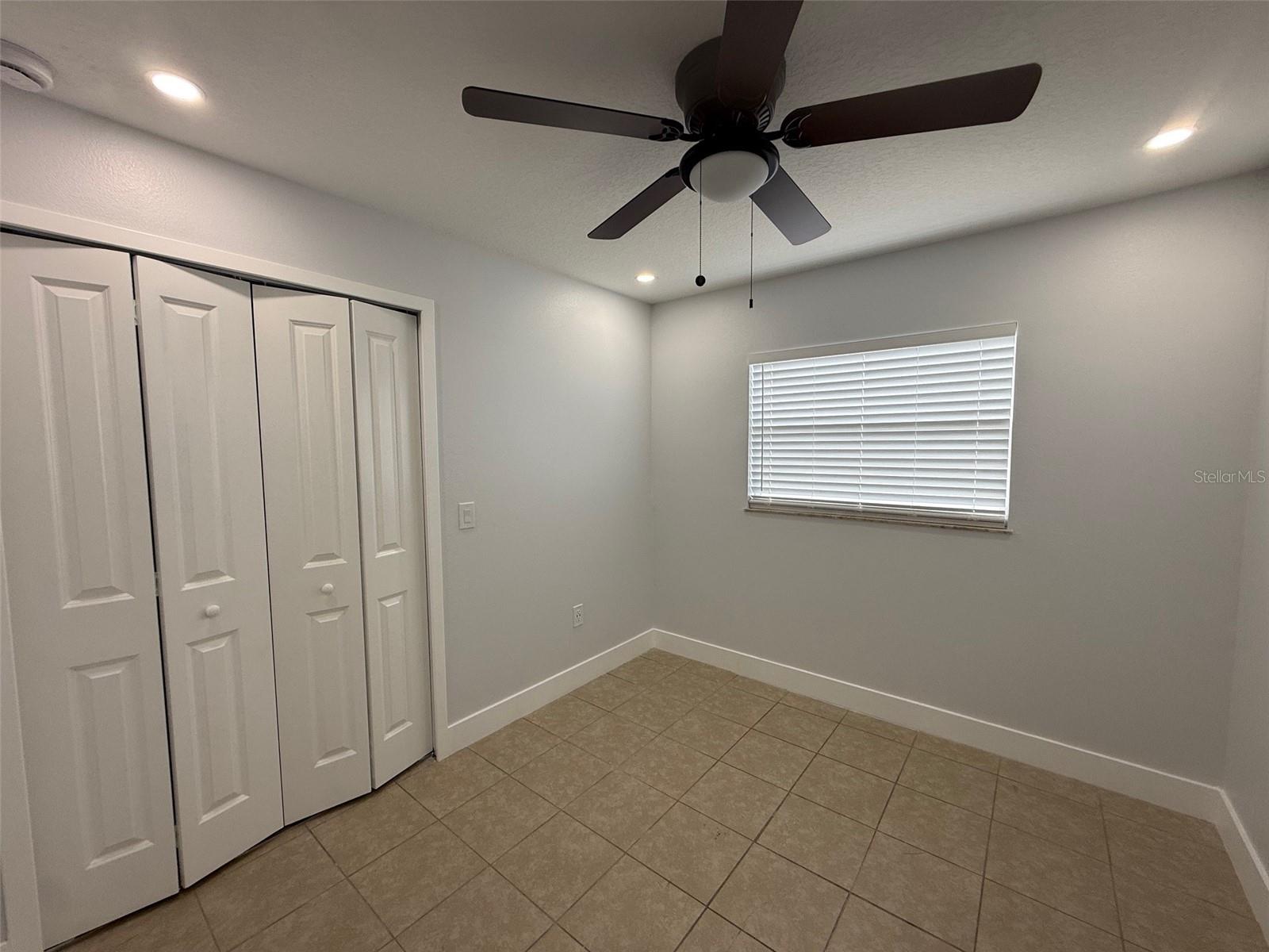 GROVEVIEW VLG - Residential Lease