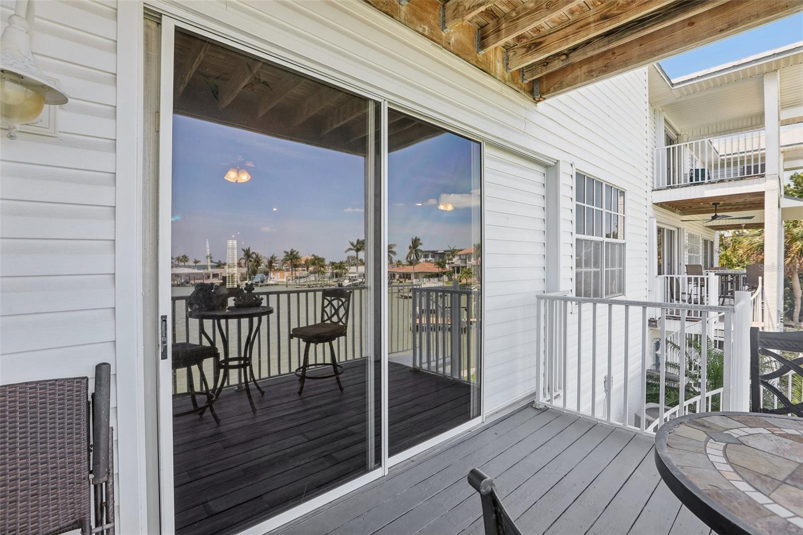 TIDES VILLAGE - YACHT BASIN - Residential
