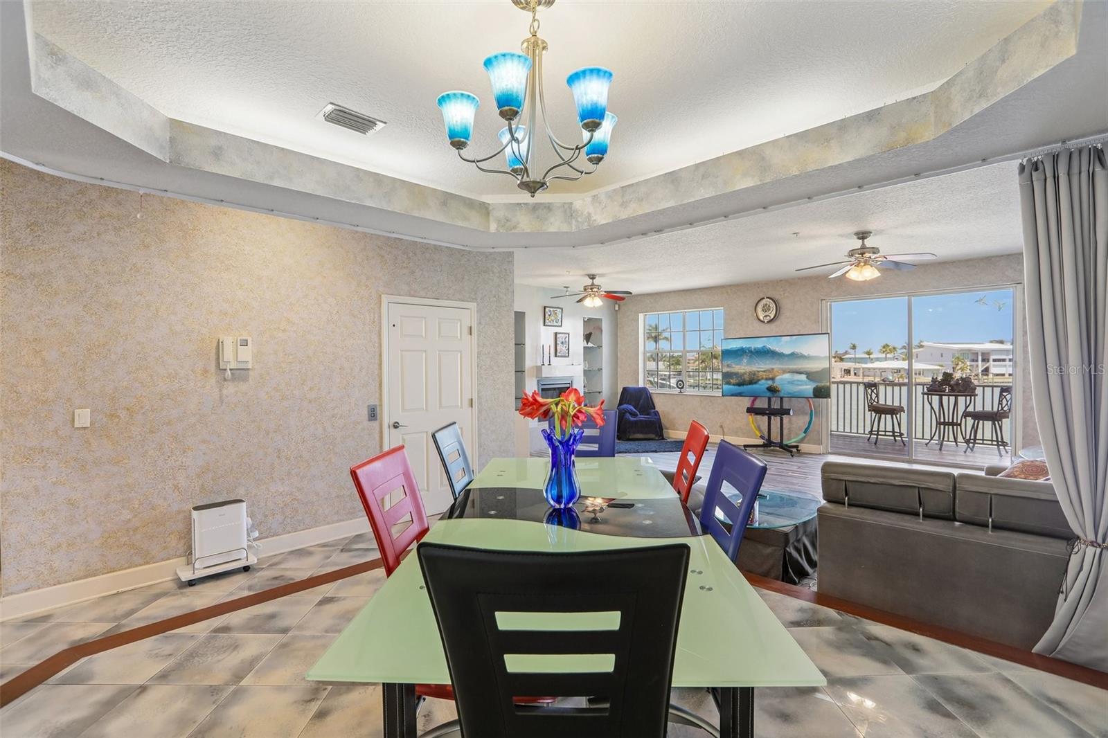 TIDES VILLAGE - YACHT BASIN - Residential