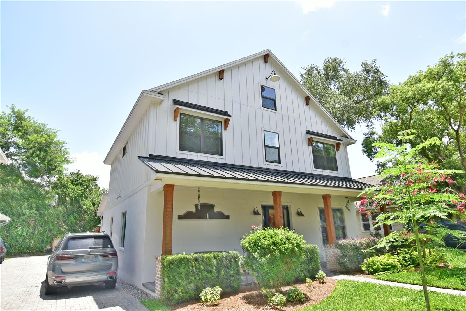 215 S HIGHLAND AVENUE