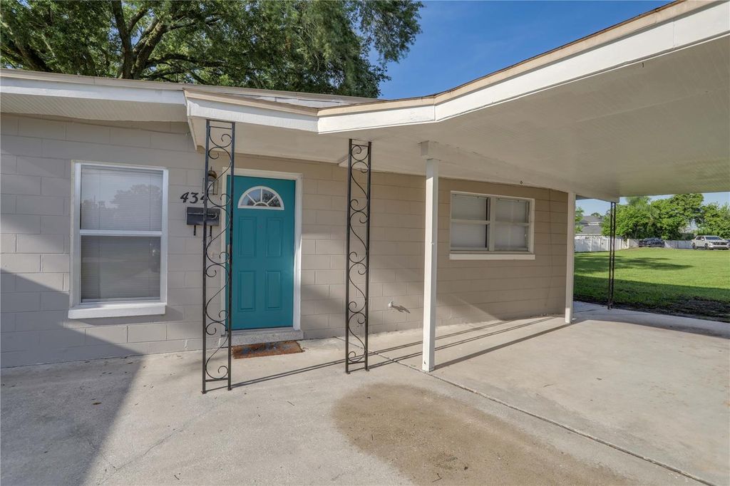 Photo of 434 E Esther Street, Orlando, FL 32806 (MLS # O6426139)