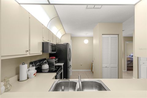 Tiny photo for 2409 SE 18th Circle, Ocala, FL 34471 (MLS # OM726526)