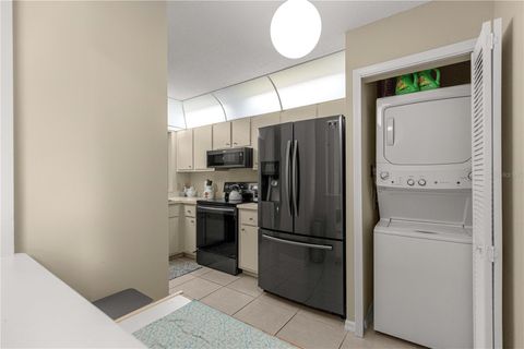 Tiny photo for 2409 SE 18th Circle, Ocala, FL 34471 (MLS # OM726526)