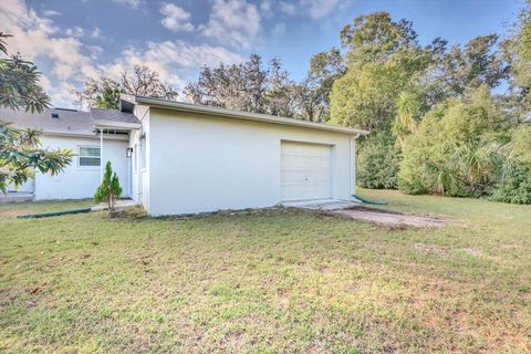 A home in LAKE MARY