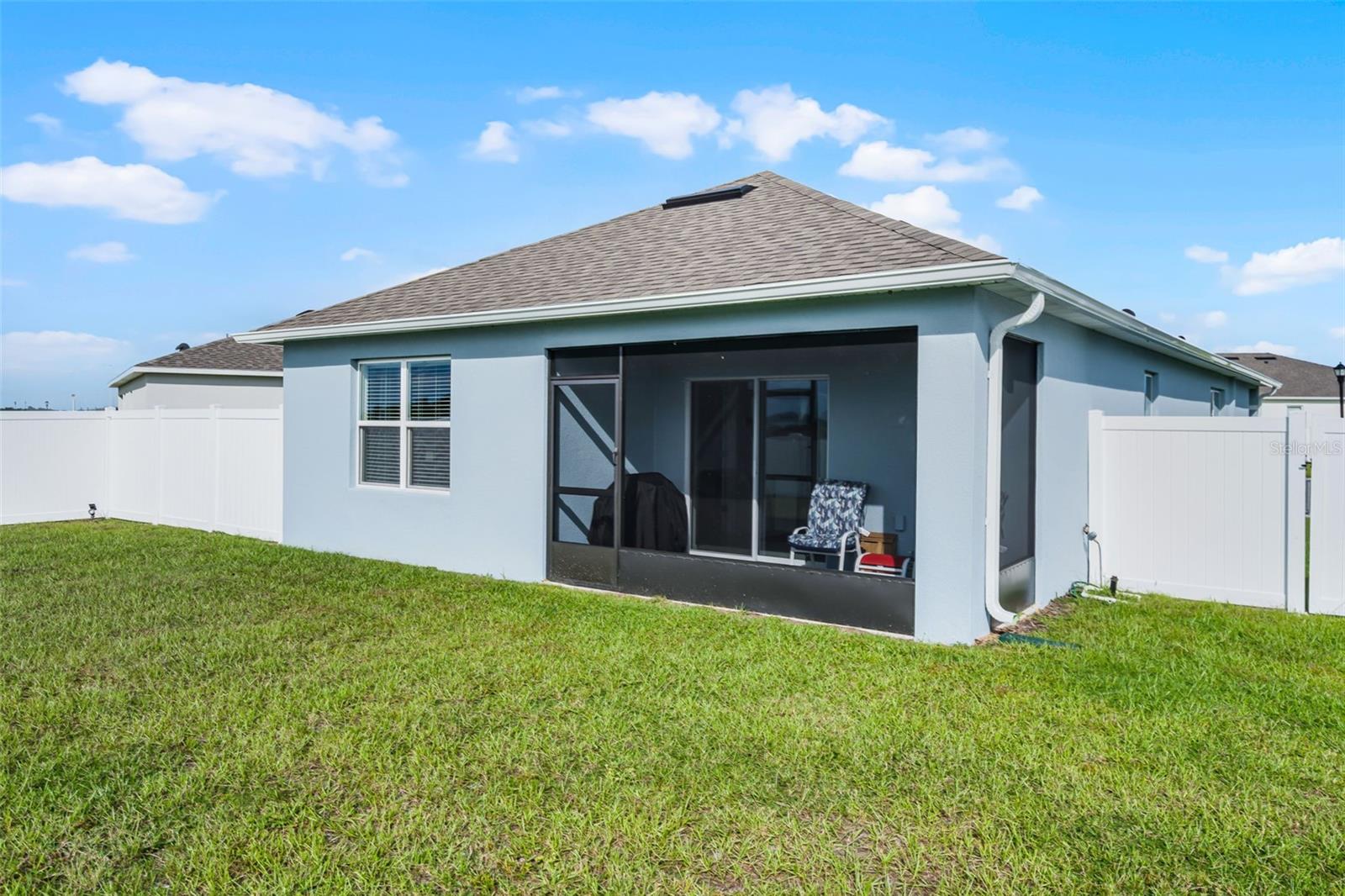 HARMONY/LK ELOISE PH 2 - Residential Lease