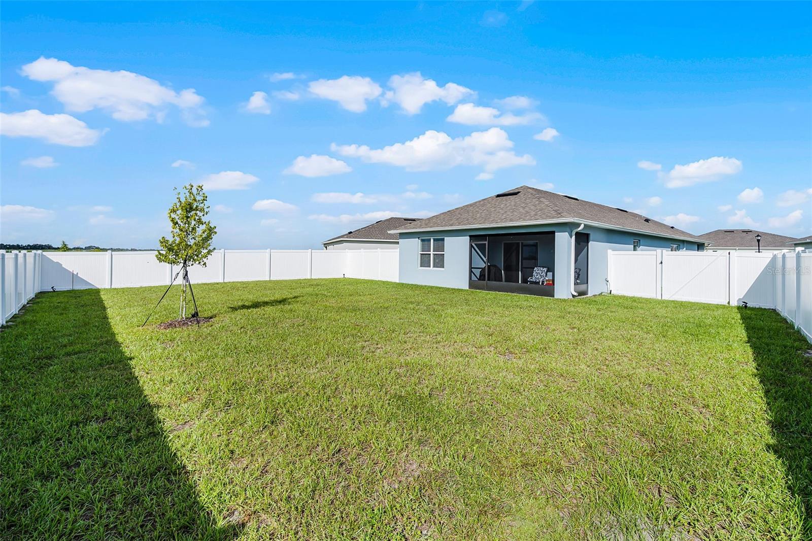 HARMONY/LK ELOISE PH 2 - Residential Lease