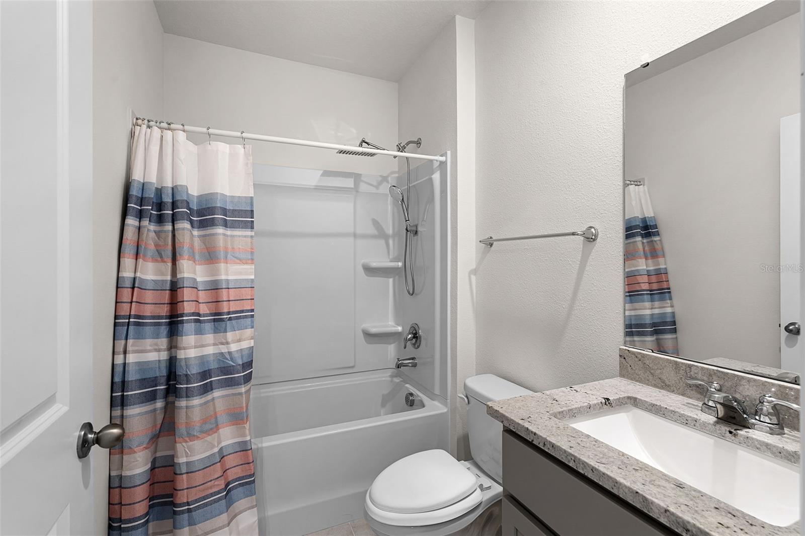 HARMONY/LK ELOISE PH 2 - Residential Lease