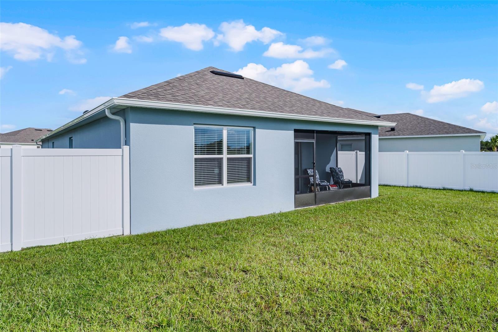 HARMONY/LK ELOISE PH 2 - Residential Lease
